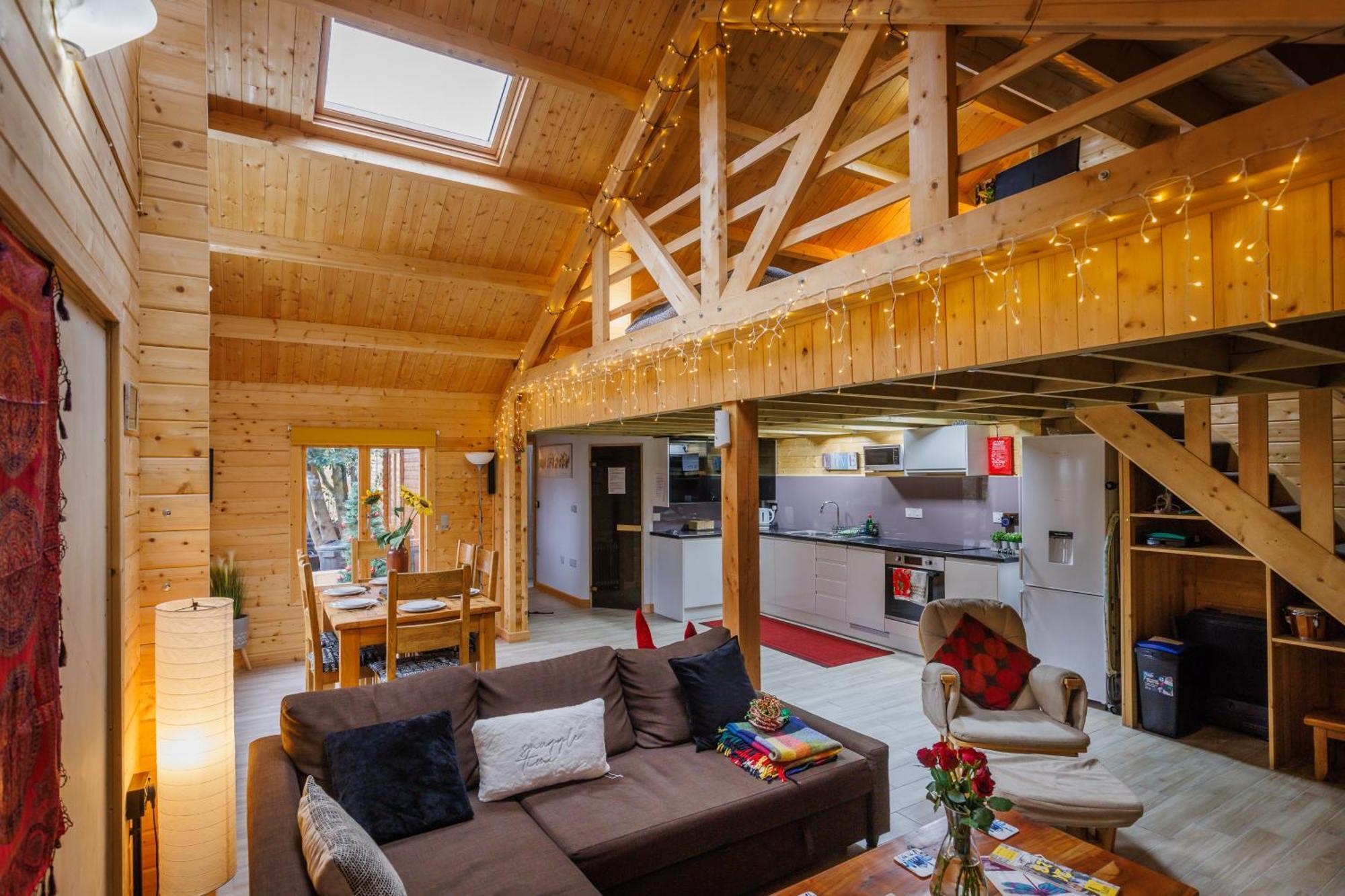Spacious Cabin Evcharger And Free Parking Near Cambridge ภายนอก รูปภาพ